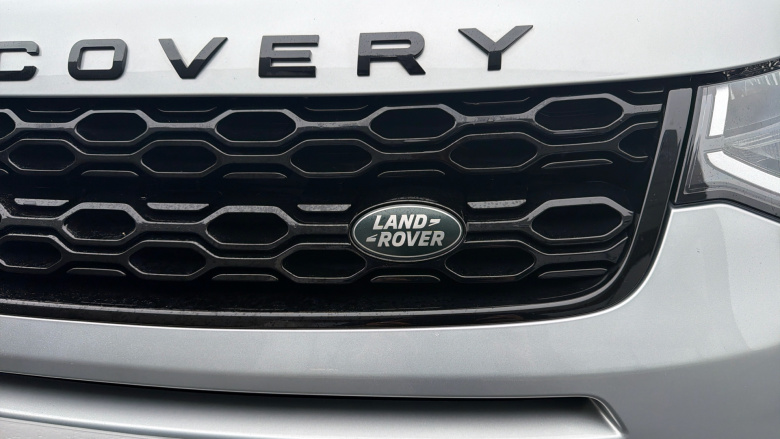 Land Rover Discovery Sport 2.0 D200 R-Dynamic S Plus 5dr Auto Diesel Station Wagon